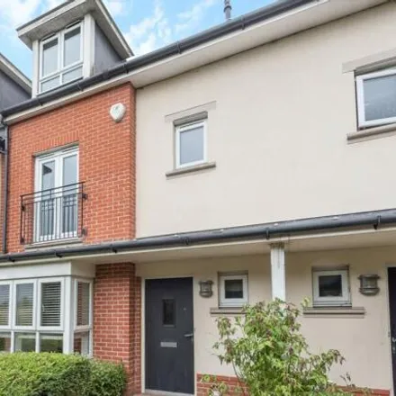 Buy this 4 bed townhouse on Round Hill in Old Woking, GU22 8JB