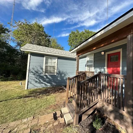 Buy this 3 bed house on 1324 Plateau Street in Cedarview, Cedar Hill