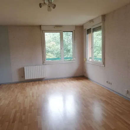 Rent this 1 bed apartment on 7 Impasse du Lycée in 01000 Bourg-en-Bresse, France