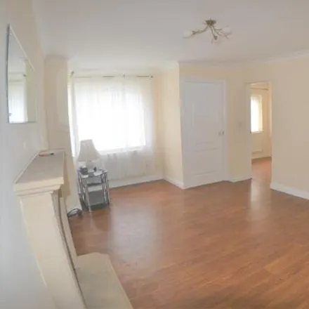 Image 3 - Van Mildert Way, Stockton-on-Tees, TS18 3UF, United Kingdom - House for rent