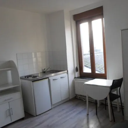 Image 3 - 5 bis Rue Louis Blanc, 59620 Aulnoye-Aymeries, France - Apartment for rent