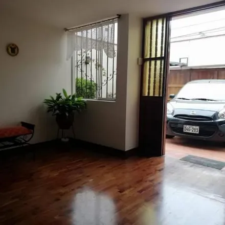 Buy this 4 bed house on Jirón Pajatén 179 in Santiago de Surco, Lima Metropolitan Area 15038