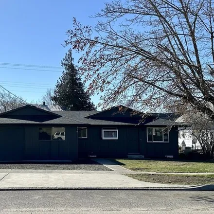 Buy this 3 bed house on 330 West Broadway Street in Goldendale, WA 98620