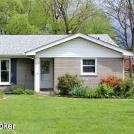 Rent this 3 bed house on 6809 Shareith Dr in Louisville, Kentucky