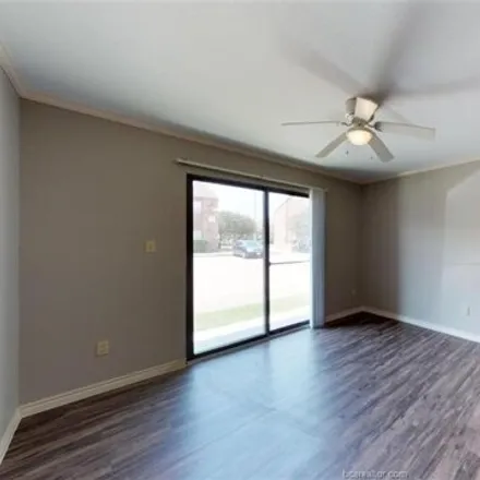 Image 4 - 987 University Oaks Boulevard, College Station, TX 77840, USA - Condo for rent