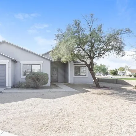 Rent this 3 bed house on 4614 North 86th Drive in Phoenix, AZ 85037