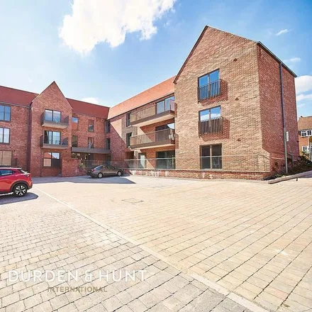 Rent this 2 bed apartment on Hutton Road in Gabriel Mews, Brentwood