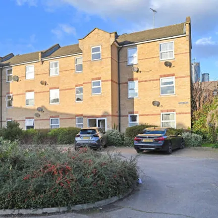 Buy this 1 bed apartment on 12-18 Thames Circle in Millwall, London
