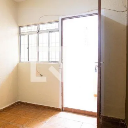 Rent this 2 bed house on Rua Doutor Oscar Bernardes in Vila Palmares, Santo André - SP