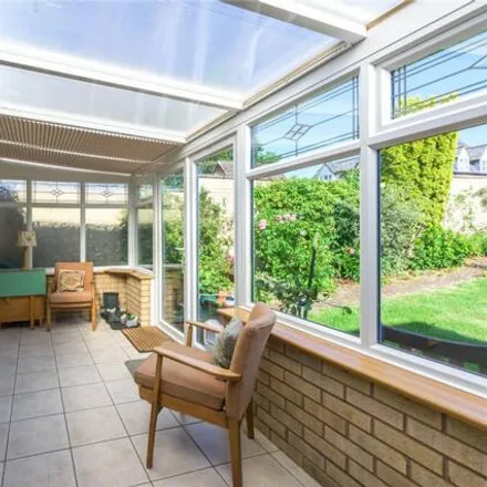 Image 5 - Clifton Drive, Oundle, PE8 4EP, United Kingdom - House for sale