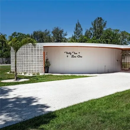 Image 1 - 3204 Peachtree Street, Ridge Wood Heights, Sarasota County, FL 34231, USA - House for sale