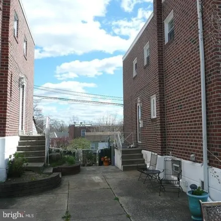 Image 3 - 119 Ridgefield Road, Philadelphia, PA 19154, USA - House for sale