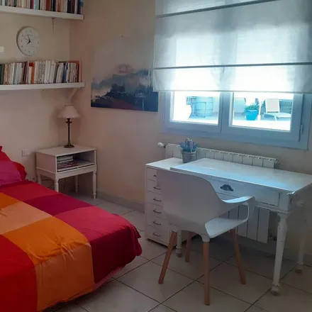 Rent this 4 bed house on 34120 Pézenas
