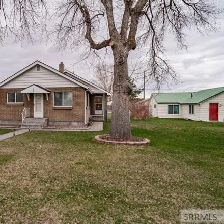 Buy this 4 bed house on 1070 North University Avenue in Blackfoot, ID 83221