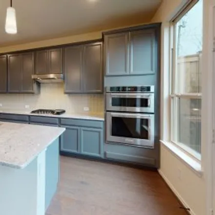 Buy this 3 bed apartment on 3430 Avondale View Drive in South Main, Houston