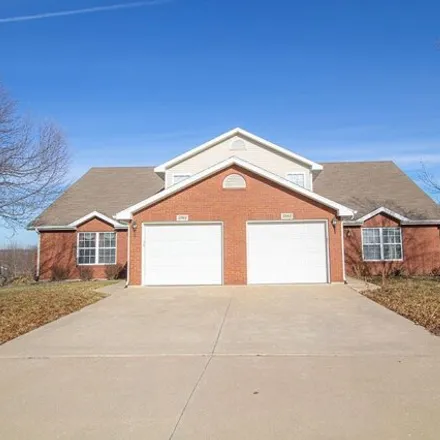 Rent this 3 bed house on 5951 East Limoges Drive in Columbia Township, MO 65202