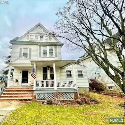 Rent this 4 bed house on 95 Valley Road in Montclair, NJ 07042