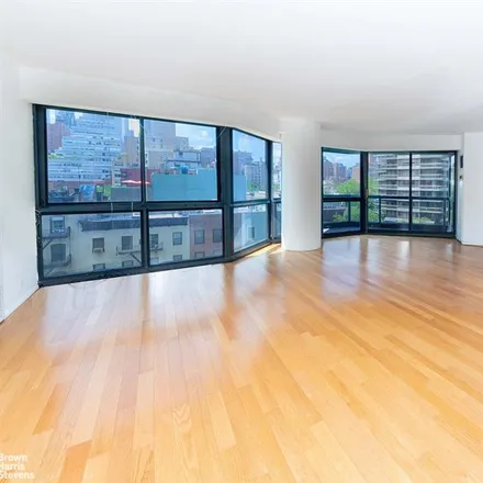 Image 1 - 200 EAST 61ST STREET in New York - Apartment for sale