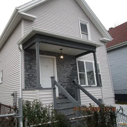 Buy this 5 bed house on 368 Summer Street in Lynn, MA 01910