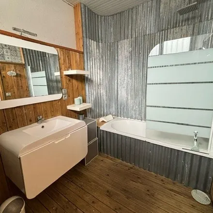 Rent this 3 bed apartment on 9 Avenue d'Alsace-Lorraine in 64130 Mauléon-Licharre, France