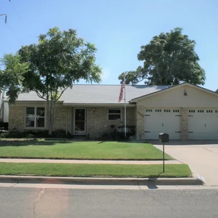 Buy this 3 bed house on 3005 92nd Street in Lubbock, TX 79423