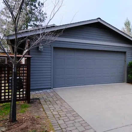 Buy this 3 bed house on 213 Ridge Road in Ashland, OR 97520