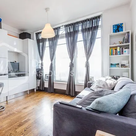 Rent this studio apartment on Maynard Arms in Lynton Road, London
