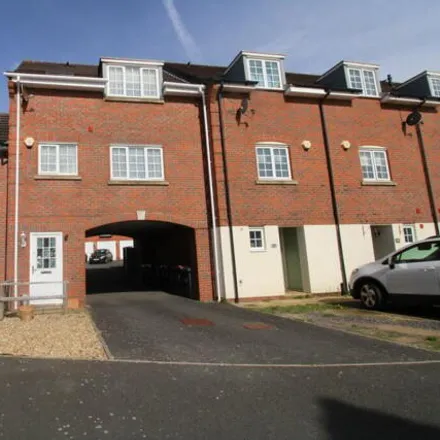 Buy this 2 bed townhouse on Shorts Avenue in Shortstown, MK42 0FN