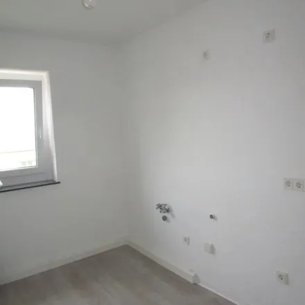 Rent this 3 bed apartment on Albingerstraße 35 in 44269 Dortmund, Germany