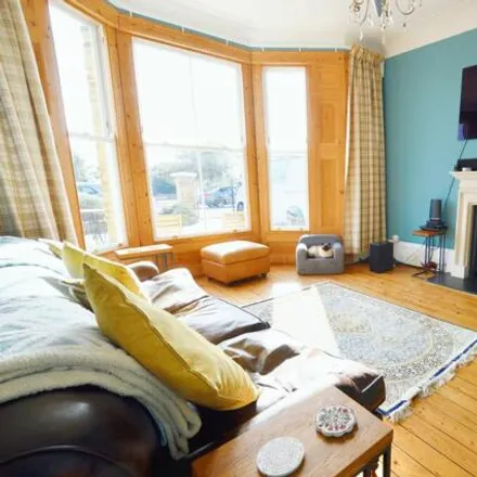 Image 3 - Grevel Lodge, 21 Clifftown Parade, Southend-on-Sea, SS1 1DL, United Kingdom - Duplex for sale