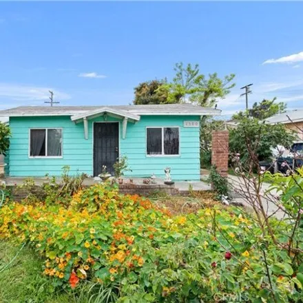 Image 2 - 1300 W 103rd St, Los Angeles, California, 90044 - House for sale