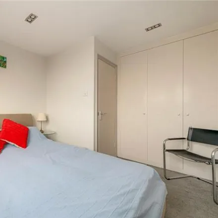 Image 5 - Gurney House, 27 Alexander Street, London, W2 5NU, United Kingdom - Room for rent