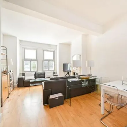 Image 3 - St. Ann's Hill, London, SW18 2RT, United Kingdom - Townhouse for sale