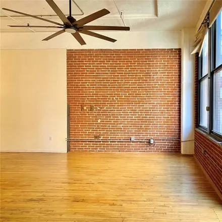 Image 7 - 10th Street Lofts, Saint Charles Street, St. Louis, MO 63101, USA - Condo for rent