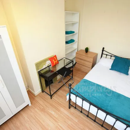 Rent this 4 bed apartment on H W J Pargiter in 59 Euston Road, Northampton