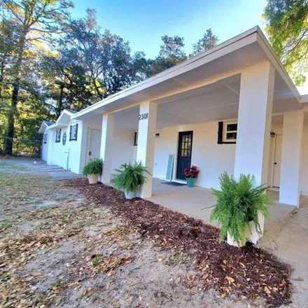 Buy this 3 bed house on 351 Winton Avenue in Beach Haven, Escambia County