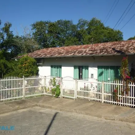 Buy this 3 bed house on Rua Tupi in Itoupava Central, Blumenau - SC