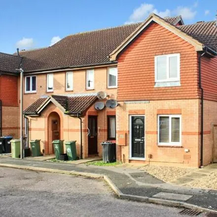 Buy this 2 bed house on Pettingrew Close in Fenny Stratford, MK7 7LW
