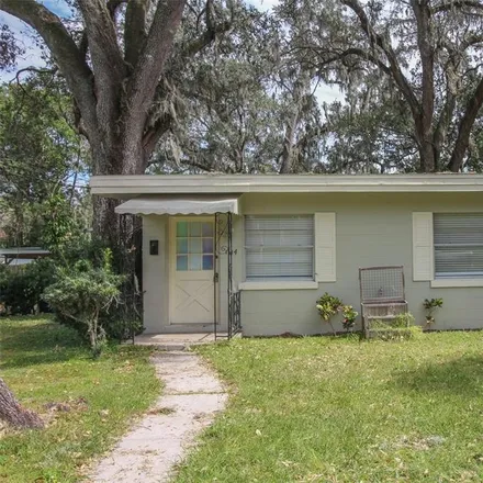 Rent this 2 bed duplex on 1114 South Tennessee Avenue in Lakeland, FL 33803