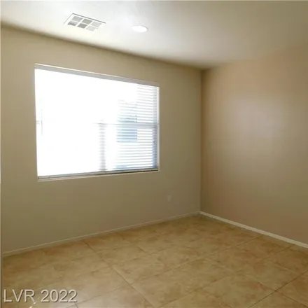 Image 3 - 9653 Rolling Thunder Avenue, Spring Valley, NV 89148, USA - House for rent