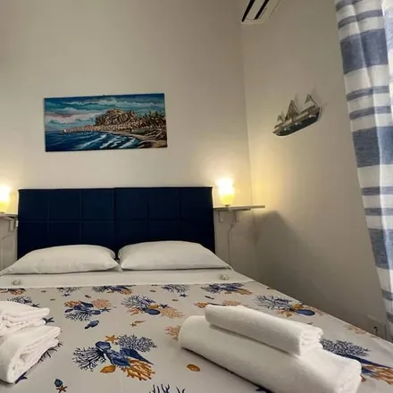 Rent this 1 bed apartment on 90015 Cefalù PA