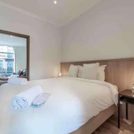 Rent this 1 bed apartment on Espace bizarre in Rue des Chartreux - Kartuizersstraat 19, 1000 Brussels