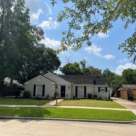 Buy this 3 bed house on 3775 Syracuse Street in Houston, TX 77005