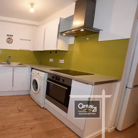 Rent this 2 bed apartment on 1A Flat 1-4 Church Street in Southampton, SO15 5LG