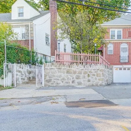 Buy this 3 bed house on 199 Trenchard Street in Dunwoodie, City of Yonkers