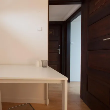 Rent this 9 bed room on Uporto House in Rua da Azenha 256, 4200-491 Porto