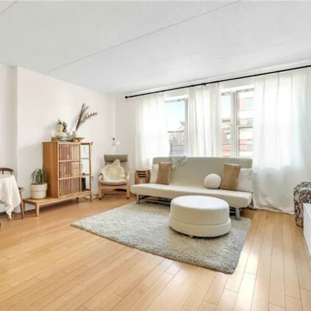 Image 3 - 493 East 156th Street, New York, NY 10451, USA - Condo for sale