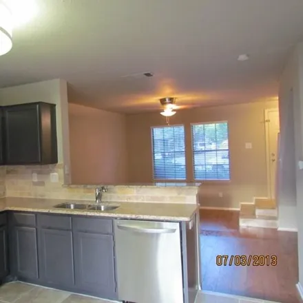 Image 3 - 1403 Elm Brook Drive, Austin, TX 78758, USA - Condo for rent