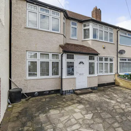 Buy this 4 bed house on Radnor Avenue in London, DA16 2BY