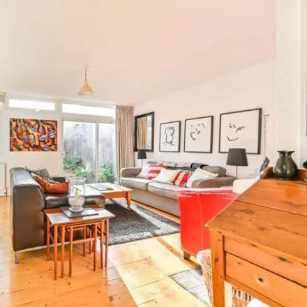 Image 2 - St Mary's Road, Gibbon Road, London, SE15 2AS, United Kingdom - House for sale